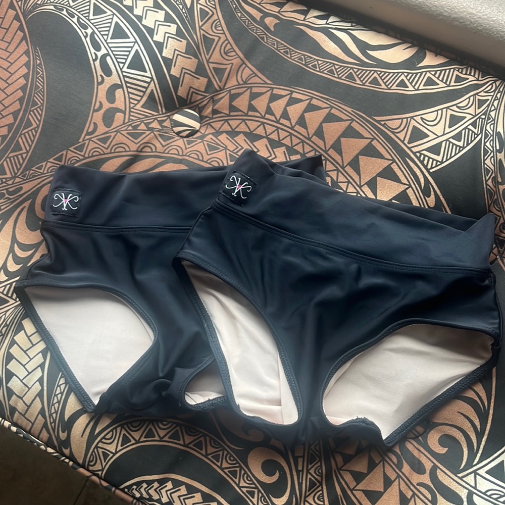 Kandi Koture size CL 7/8 black briefs.